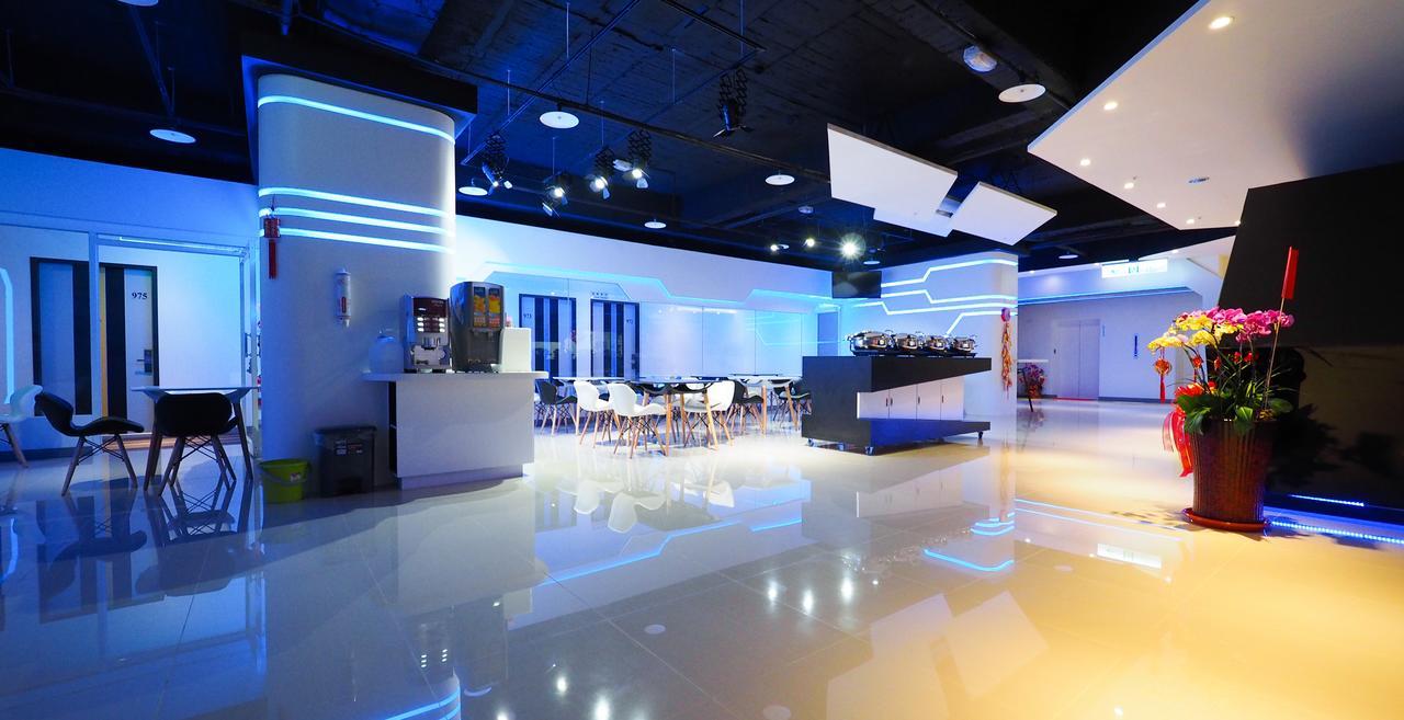 Galaxia Business Hotel Тайчжун Экстерьер фото