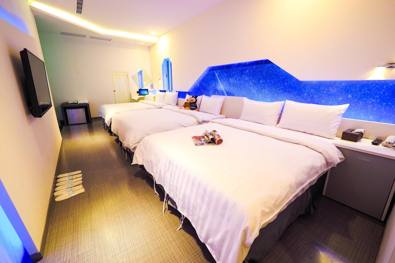 Galaxia Business Hotel Тайчжун Экстерьер фото